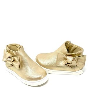Cat & Jack Booties - size 8 - gold w/ bow detail